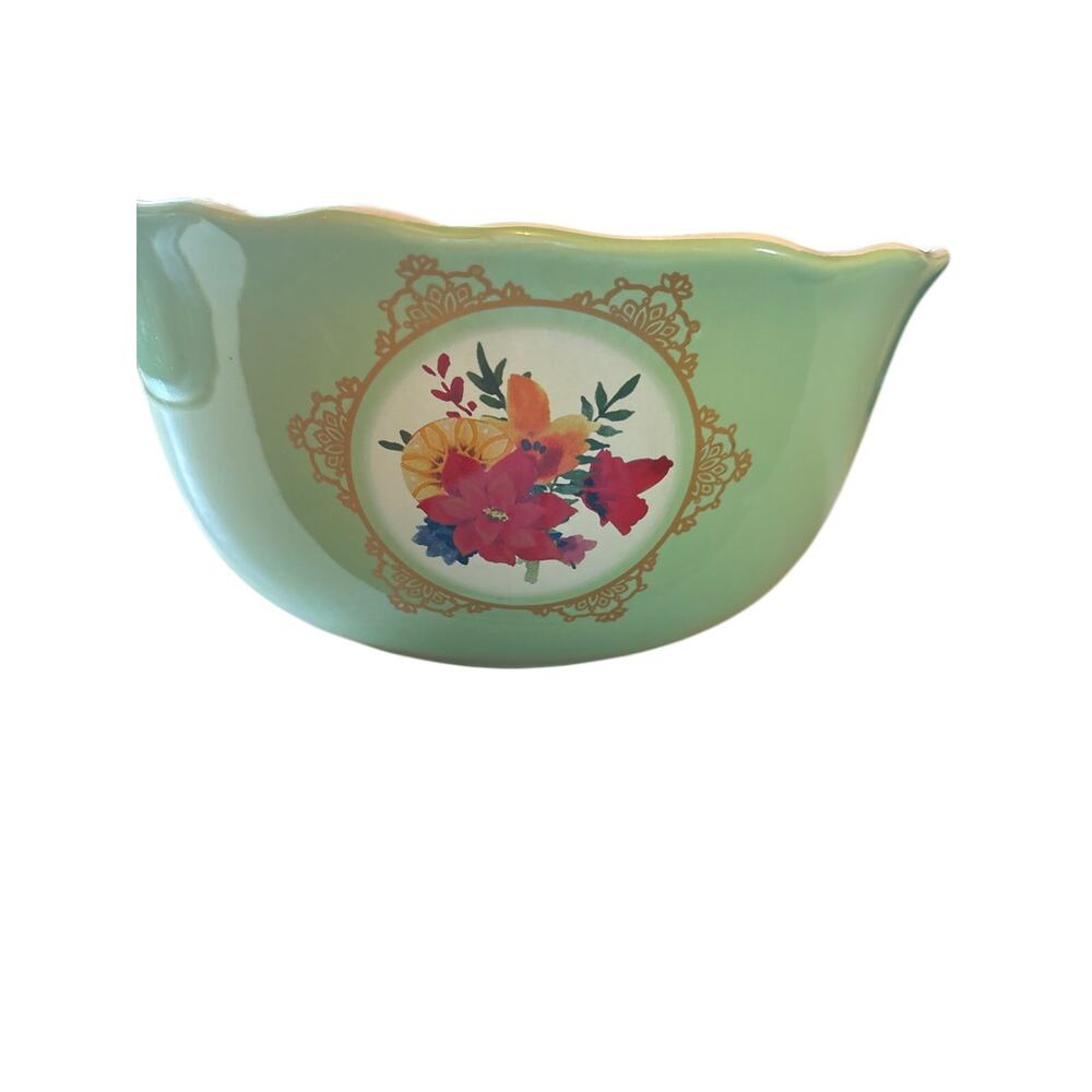 Pioneer woman large bowl